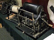 Máquinas mimeográficas usadas pela resistência belga durante a Segunda Guerra Mundial para produzir jornais e panfletos clandestinos