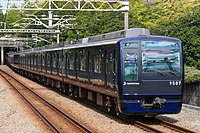 9000系（リニューアル車）