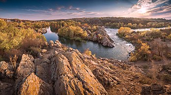 Bras du Boug méridional dans le parc naturel national du Gard du Boug, près de Pervomaïsk (Ukraine). (définition réelle 5 000 × 2 781)