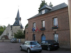 The church and town hall in Reux