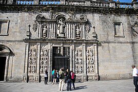 Porte d'accès au sanctuaire.