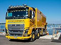 Volvo FH16.750 mit Saugbaggeraufbau