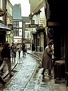 A view from 1985, looking south towards Pavement