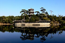 避暑山荘の小金山