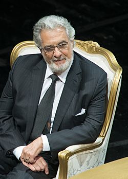 Plácido Domingo lors d'une remise de prix organisée en 2014 à Vienne par Europa Nostra. (définition réelle 1 200 × 1 669)