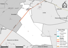 Carte en couleur présentant le réseau hydrographique de la commune