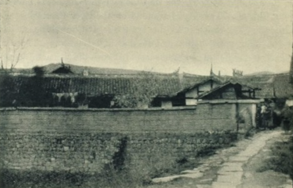 First premises rented in Tongchuan, before 1905