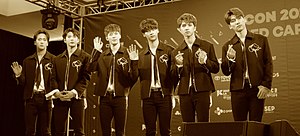 VIXX at the KCON LA 2017 Red Carpet From left to right: Ravi, Leo, Hongbin, N, Ken, and Hyuk