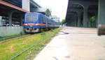 DMU Set 05 passing Buendia station.