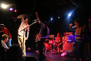 Hundred Reasons performing in 2007