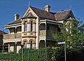 Una casa in stile vittoriano all'angolo fra Hanbury Street e Highfield Street, a Mayfield, Nuovo Galles del Sud, Australia.