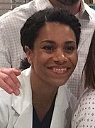 Kelly McCreary (Maggie Pierce)