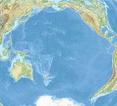 Mapa konturowa Oceanu Spokojnego, u góry znajduje się punkt z opisem „Wyspa Lisianskiego”