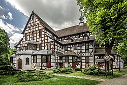 Die Friedenskirche (von Süden)