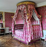 Lit à la polonaise de la chambre du roi, à l'attique