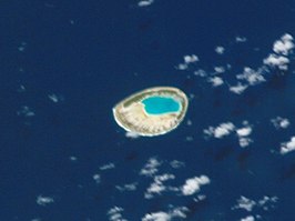 Satellietfoto van het atol Tepoto Sud