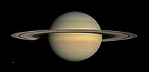 Billede af Saturn med dens ringsystem