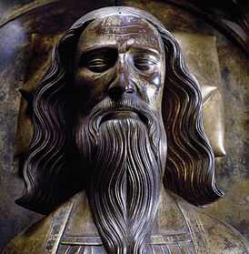 Эдуард III. Голова скульптуры на надгробии в Вестминстерском аббатстве