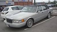 1991 Lincoln Town Car Signature Series