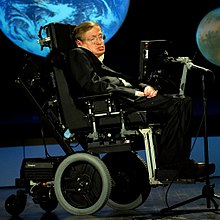 Foto hitam putih Hawking di NASA
