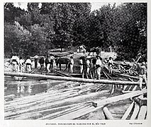 Timber fluvial transportation in the Tagus, near Aranjuez (1908)