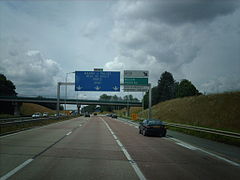 L’autoroute au niveau de Coutevroult.