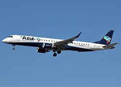 Embraer 190 der Azul