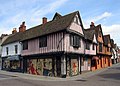 Ipswich - St Nicholas Sokağında Orta Çağ'dan kalma siyah boyalı tahta iskeletli yapılar