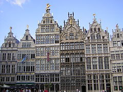 Edificios del Grote Markt[8]​ de Amberes.