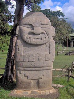 Skulptur i San Agustín arkeologiska park.