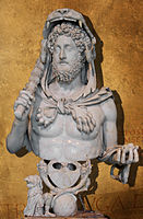 Cómodu vistíu como Hércules (c. 191), estatua nel estilu "barrocu" del periodu baxuimperial.