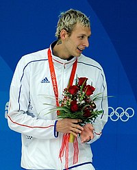 Amaury Leveaux Pekingin olympialaisten palkintojenjaossa