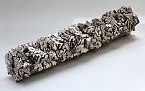 Image: Batang kristal titanium