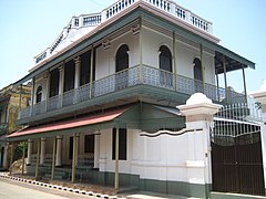 Demeure d'architecture franco-tamoule, un style architectural propre à la ville et au quartier tamoul en particulier.