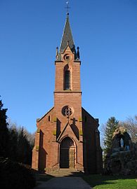 Église catholique Saint-Michel.