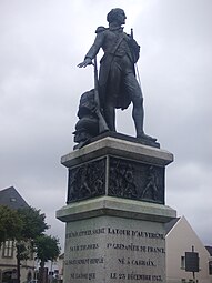 Памятник Теофилю де Латур д’Овернь