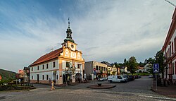 Stará radnice a náměstí ve Stříbrné Skalici