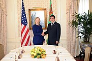 Гурбангулы Бердымухамедов на встрече с госсекретарём США Хиллари Клинтон (2009 год, Нью-Йорк)