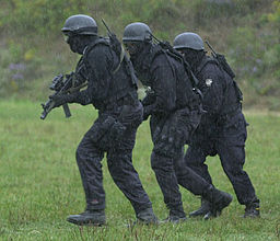 Бойцы FBI SWAT на тренировке, региональный отдел в Буффало