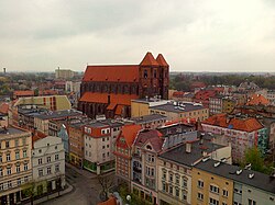 Centrum Břehu s kostelem sv. Mikuláše