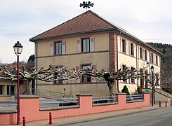 La mairie.