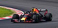 Max Verstappen pilotando o modelo RB14 durante os testes em Barcelona.