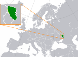 Territory claimed on 12 May 2014 (in light green) and currently occupied (dark green) by the Lugansk People's Republic