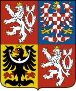 Velký státní znak České republiky se dvěma stříbrnými dvouocasými lvy