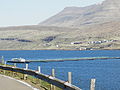 Lakse-havbrug i Færøerne, her mellem de største øer Streymoy og Eysturoy.