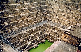 Le bâoli Chand à Abhaneri, Rajasthan.