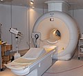 Một dàn máy chụp MRI
