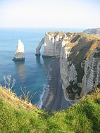 Tebing Batu kapur Normandy berdekatan Étretat.