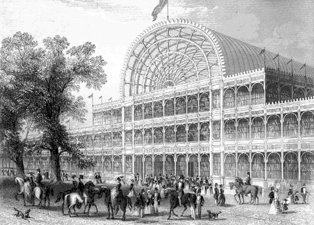 Բյուրեղապակյա պալատը (1851) առաջին շենքերից էր, որն ուներ ապակե պատուհաններ, որոնք պատված էին չուգունե շրջանակով: