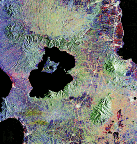 Озеро и кратер Тааль. Изображение спутника с бортовой РЛС.